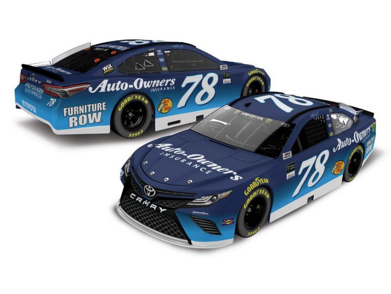 Martin Truex Action Collectibles 1/24th Auto Owners Diecast - Click Image to Close